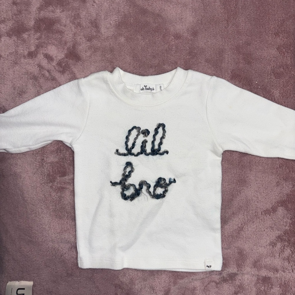 White Long-Sleeve Kids Top with Navy Script